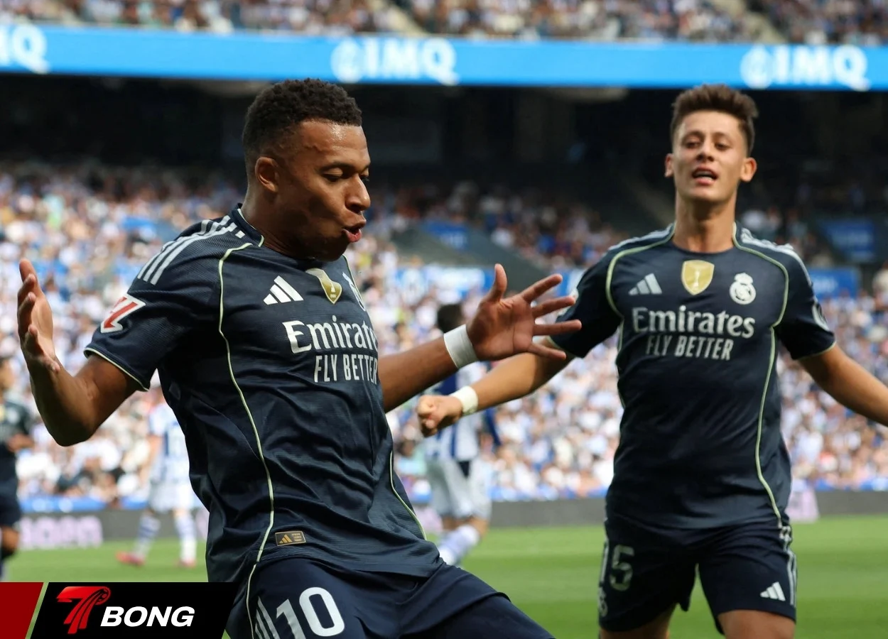 Mbappe xuống sân bay Madrid trước giờ thi đấu
