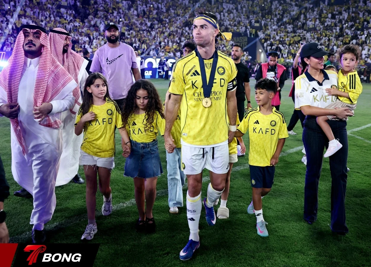 Al-Nassr bị phạt sau hành vi của cổ động viên