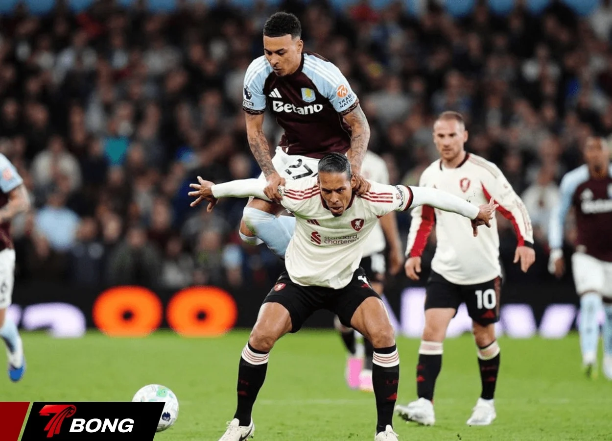 Aston Villa tấn công mạnh mẽ ngay từ đầu