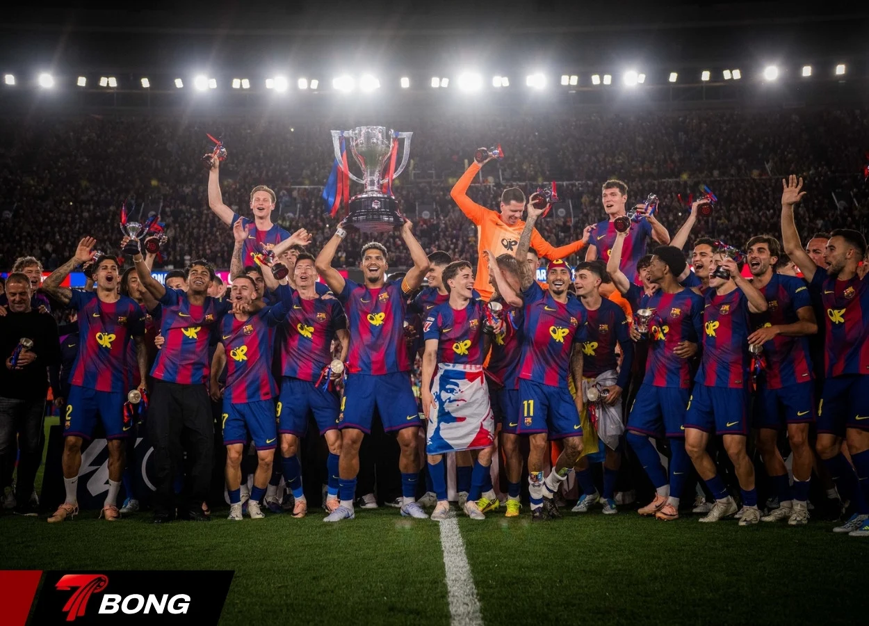 Barcelona lên ngôi vương La Liga với kịch bản lịch sử