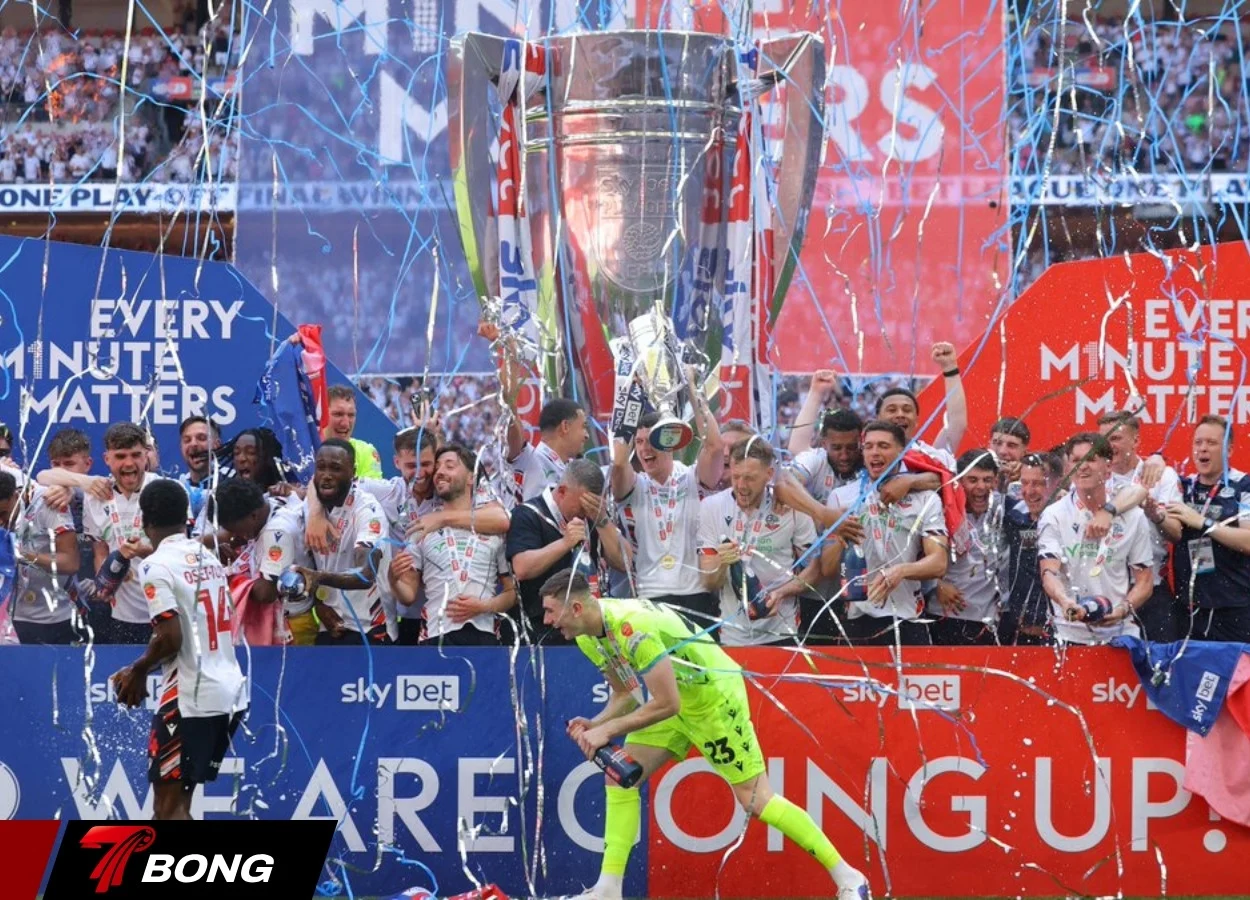 Bolton Wanderers giành chiến thắng tưng bừng tại Wembley