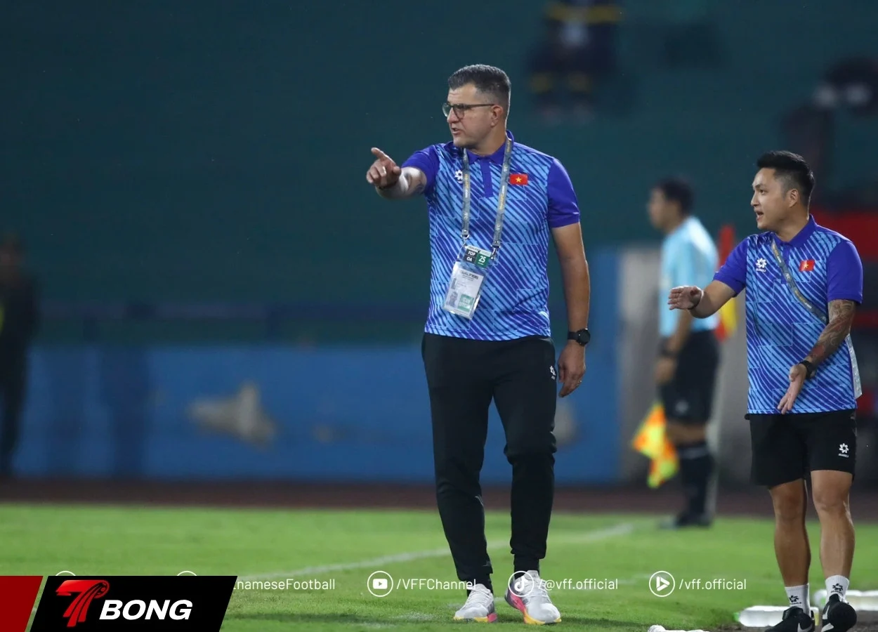 Chân dung Cristiano Roland, kiến trúc sư người Brazil