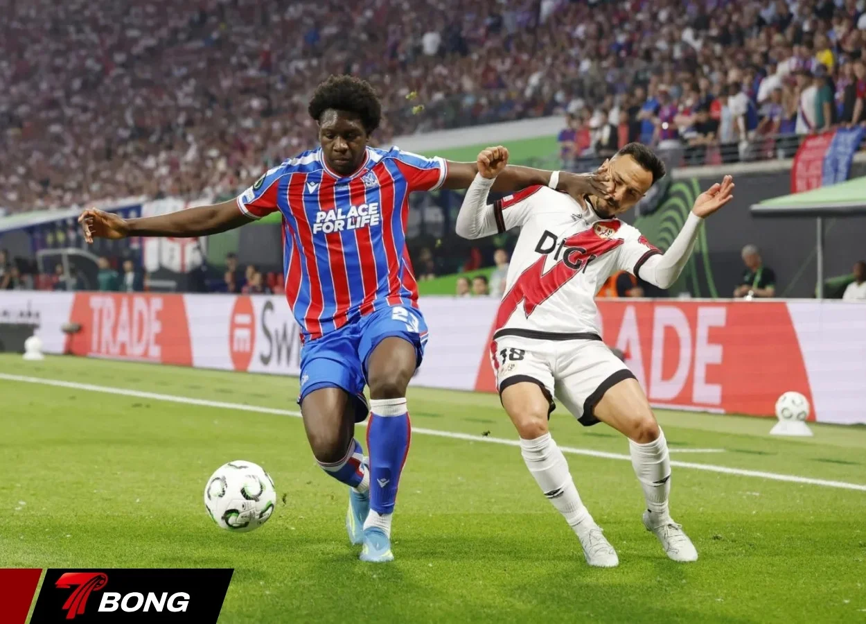 Crystal Palace tạo áp lực ngay từ đầu trận