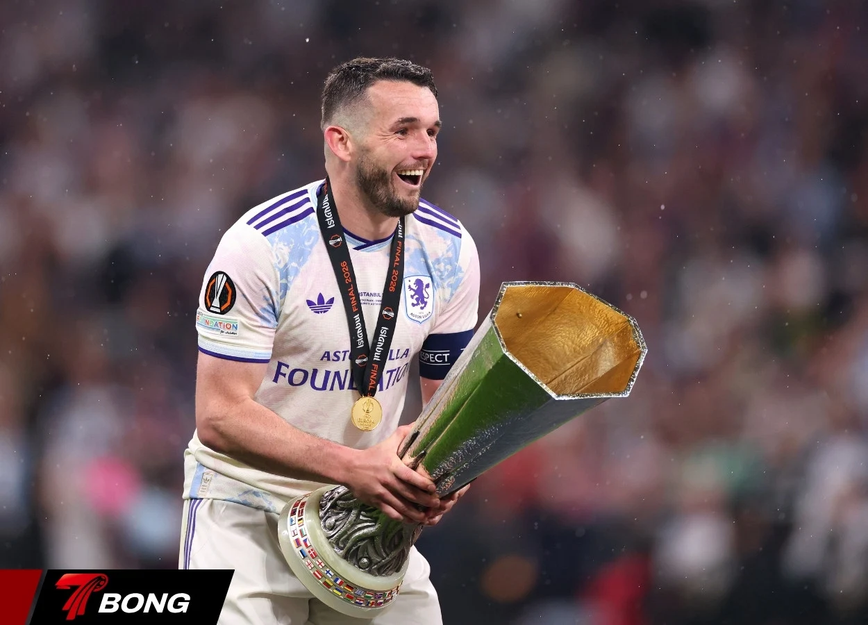 Cúp vàng Europa League về với sân Villa Park