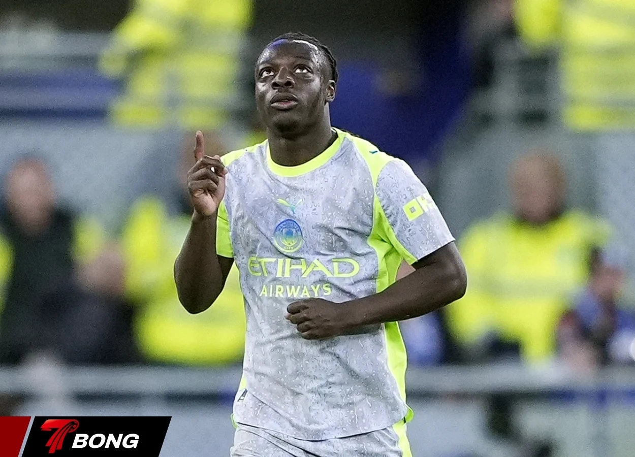 Doku tỏa sáng cứu Man City