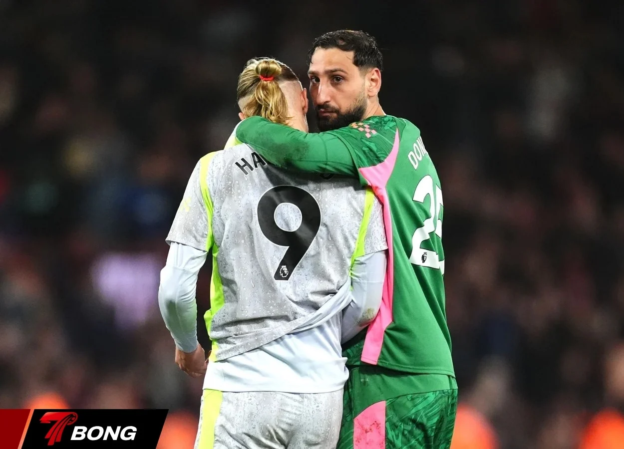 Erling Haaland gỡ hòa phút bù giờ cho Man City