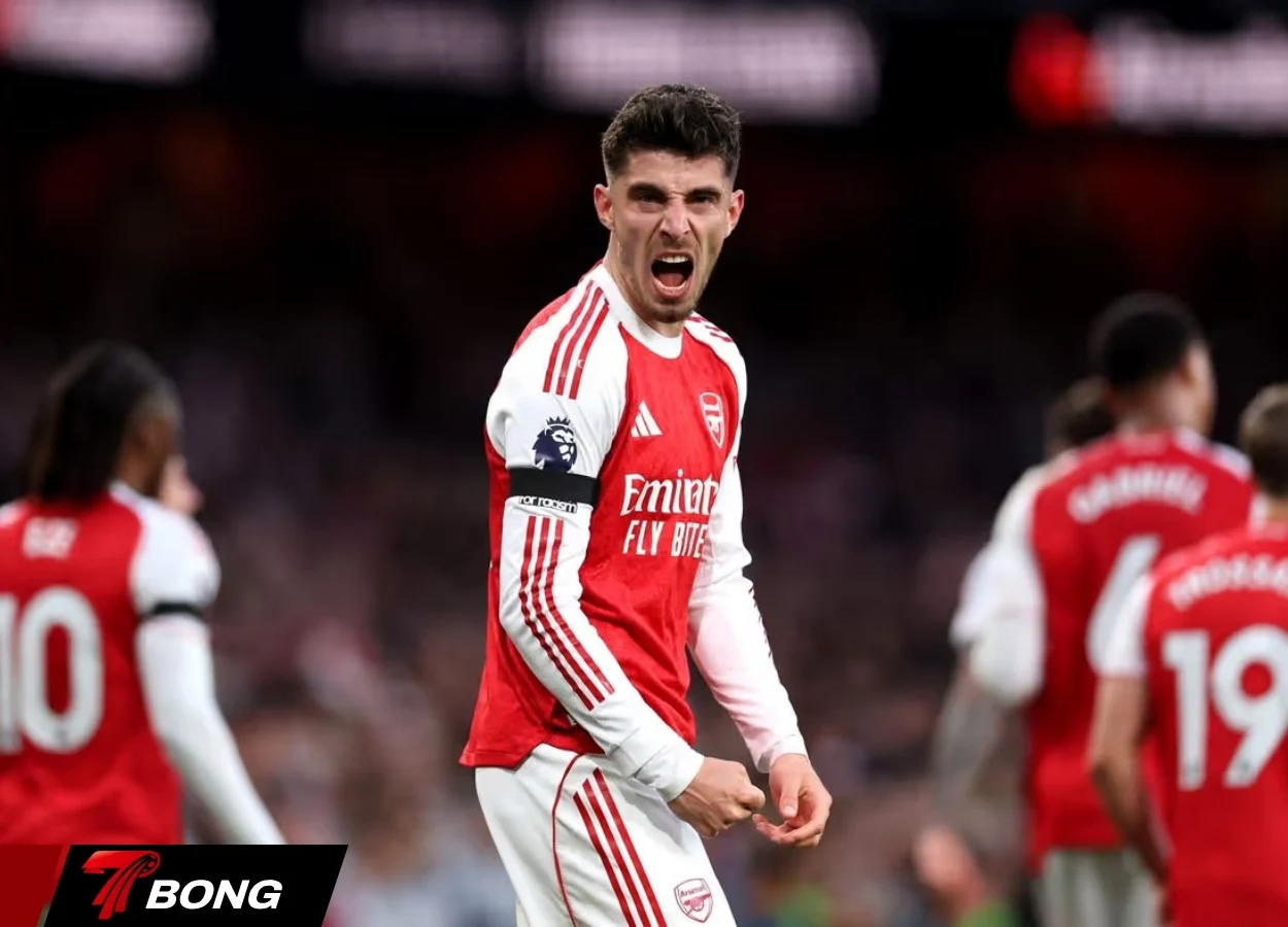 Havertz may mắn thoát thẻ đỏ sau pha vào bóng