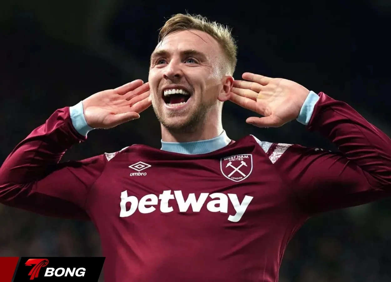 Jarrod Bowen ghi bàn nâng tỷ số lên hai không