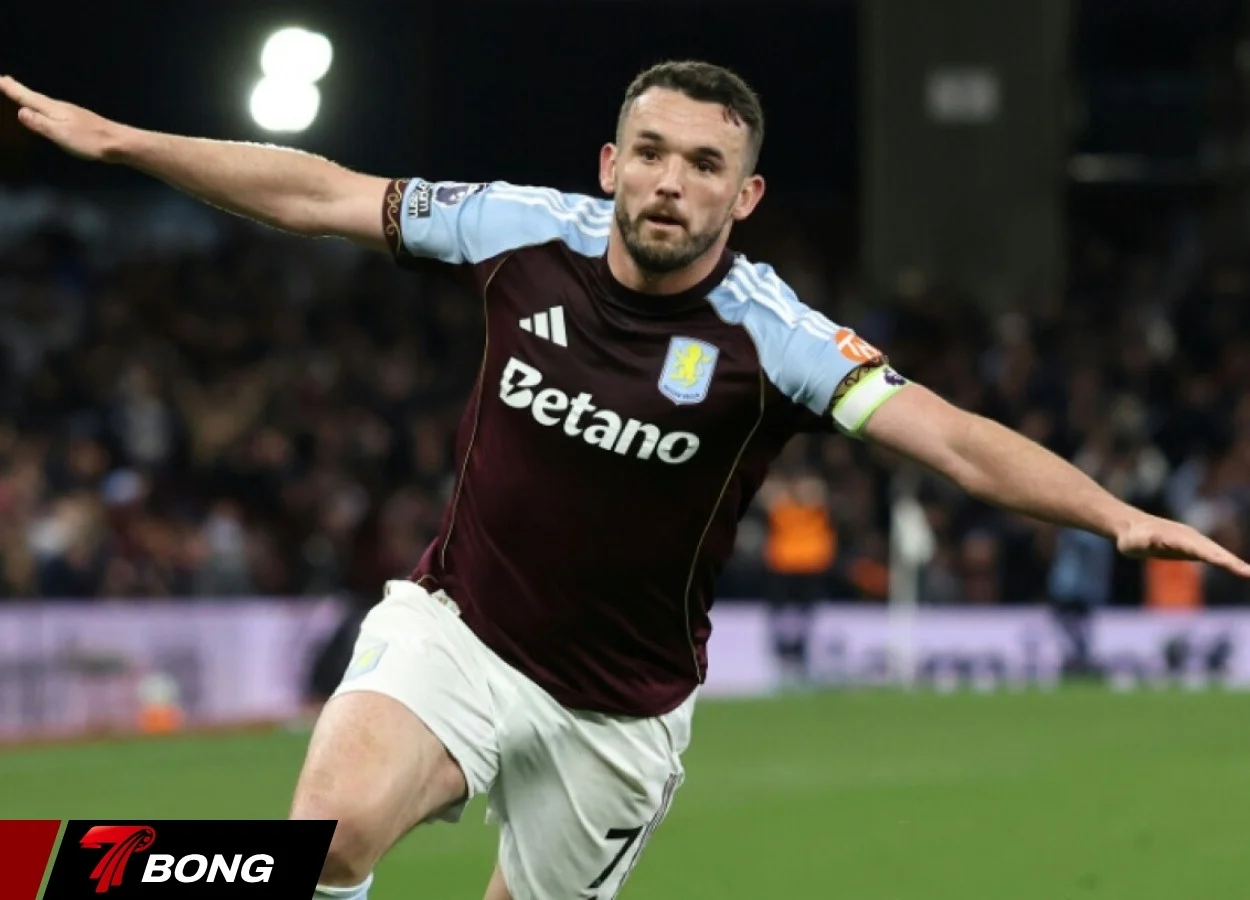 McGinn ấn định chiến thắng 4-2 cho chủ nhà