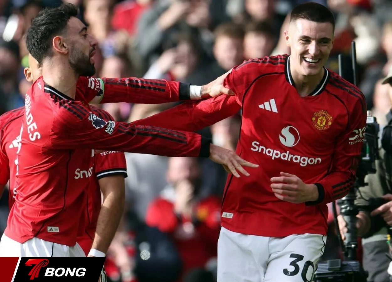 Man Utd đang bứt phá trong cuộc đua top 4