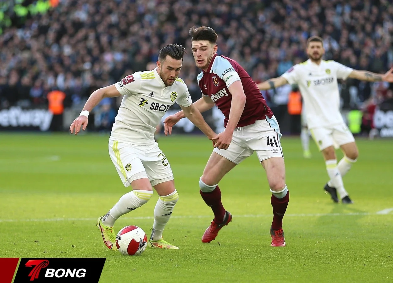 Người hâm mộ West Ham sẽ là lá chắn vững chắc