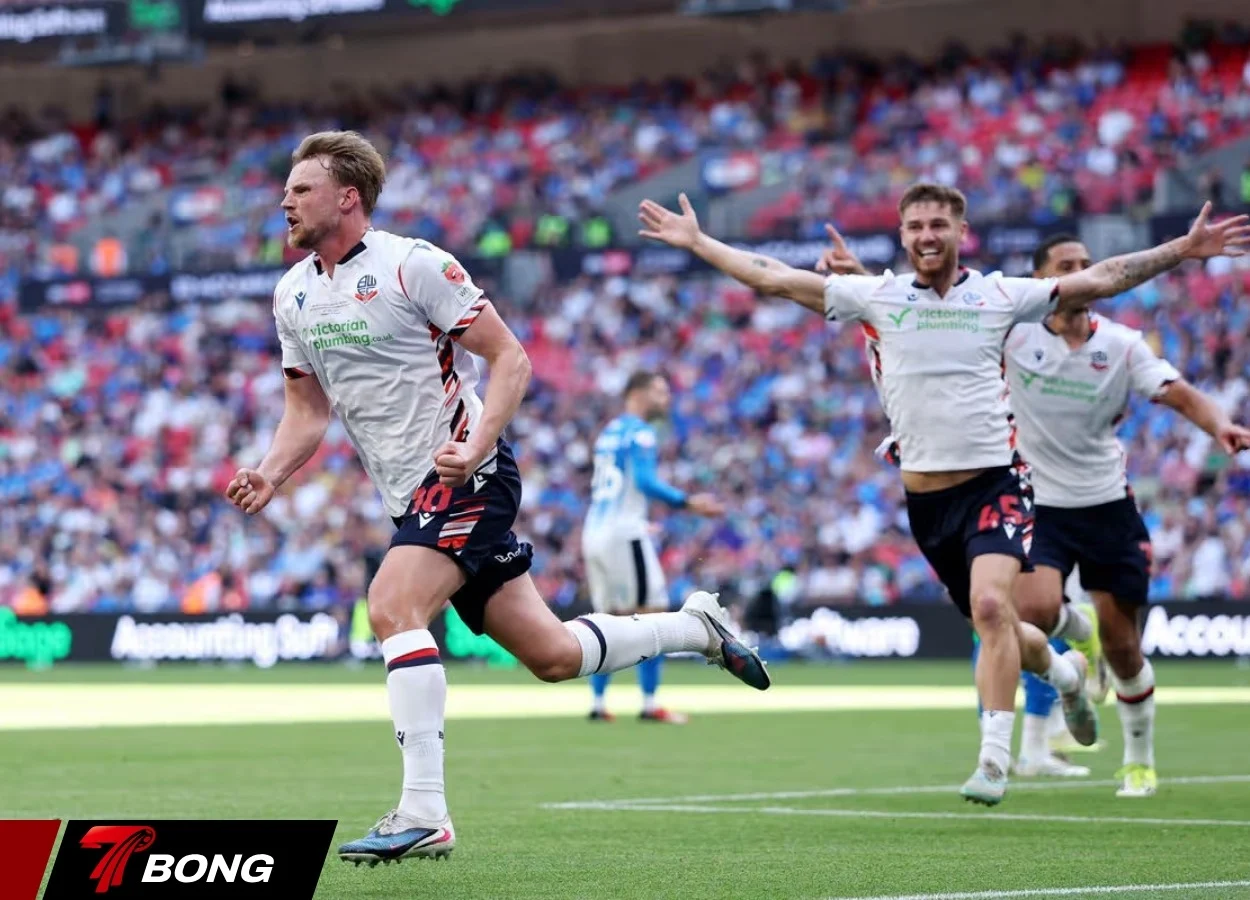 Sam Dalby trở thành người hùng của Bolton