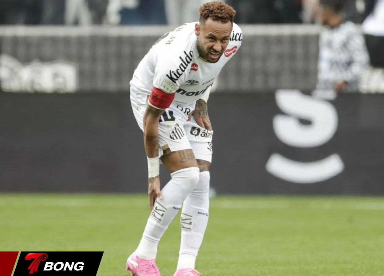 Tiền đạo Neymar dính chấn thương bắp chân phải