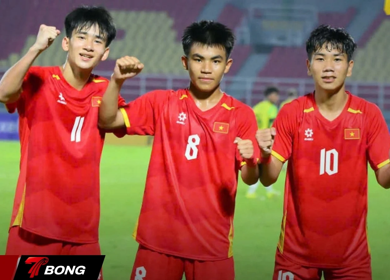 U17 Việt Nam vượt mặt Hàn Quốc tại VCK châu Á