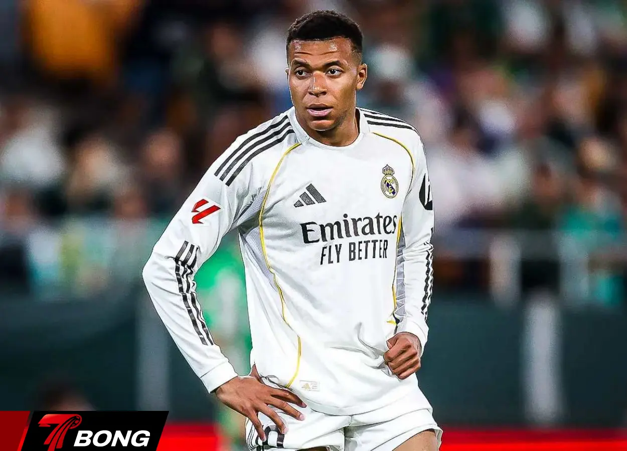 CĐV của Real Madrid tỏ ra không hài lòng với cái tôi của Kylian Mbappe