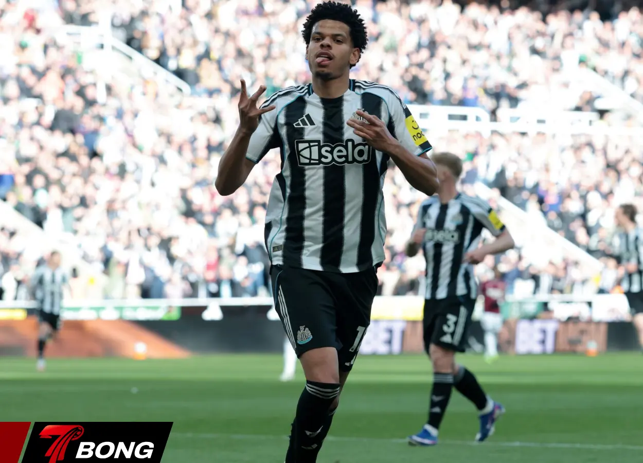 West Ham đã có trận thua cay đắng nhất của mùa giải