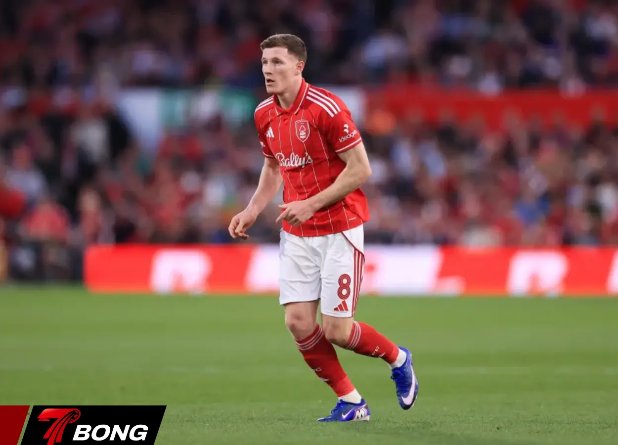 Elliot Anderson sẽ không đến Manchester City