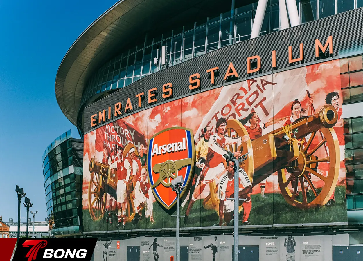 Emirates sẽ là điểm tựa vững chắc của Arsenal