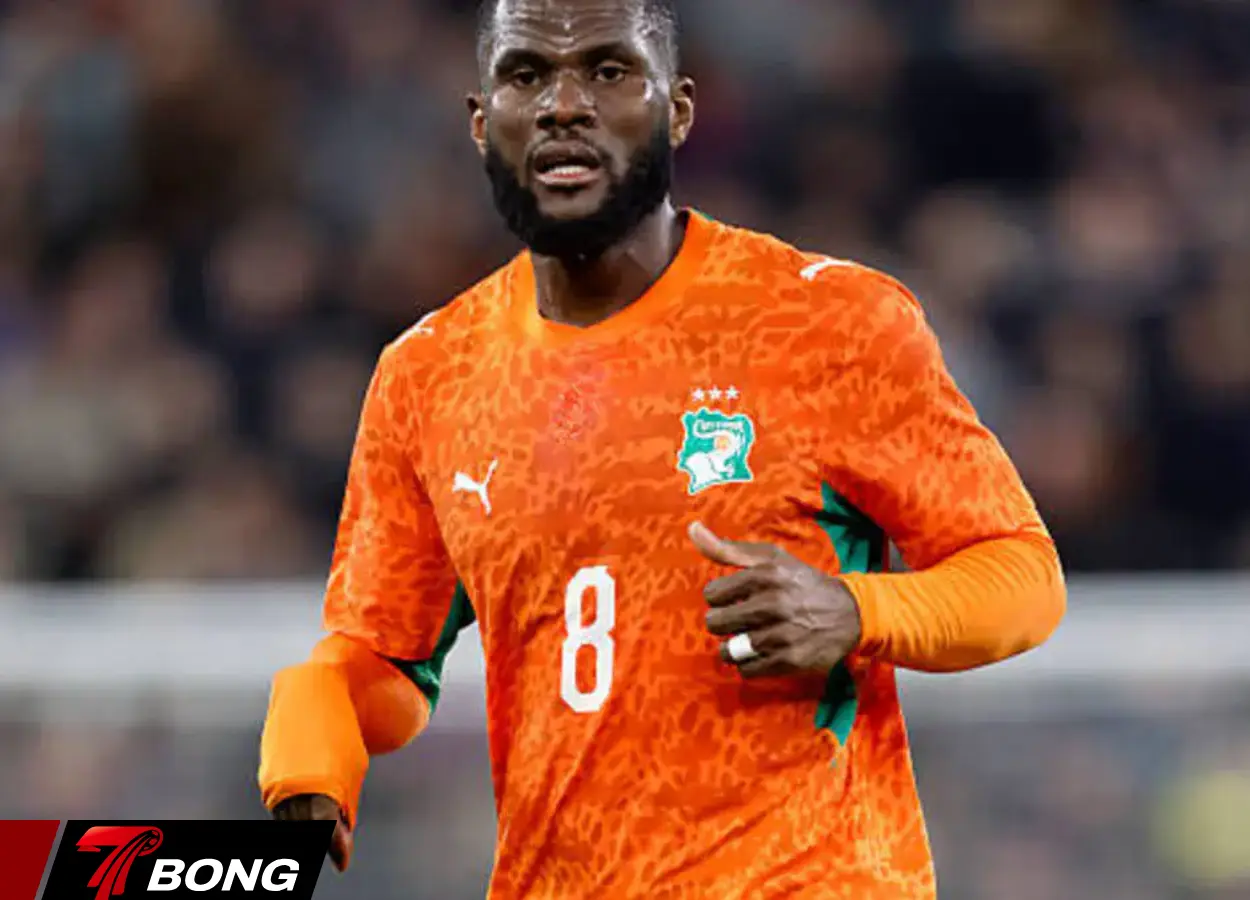 Franck Kessie phải rời sân chỉ sau 32 phút thi đấu