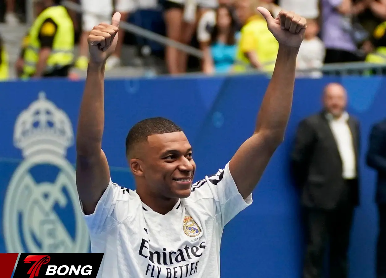 Kylian Mbappe vừa là ngôi sao vừa là cái tôi mất kiểm soát trong phòng thay đồ