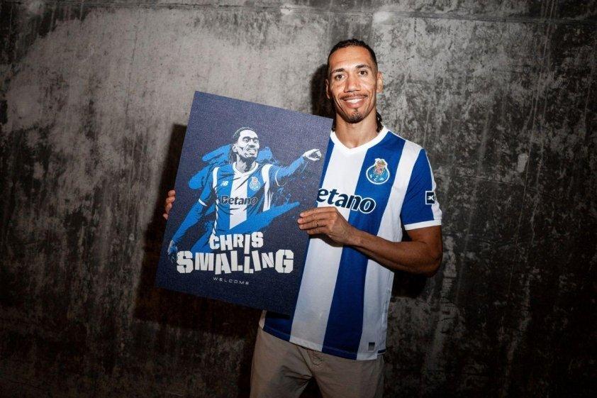 Porto chiêu mộ thành công trung vệ Chris Smalling