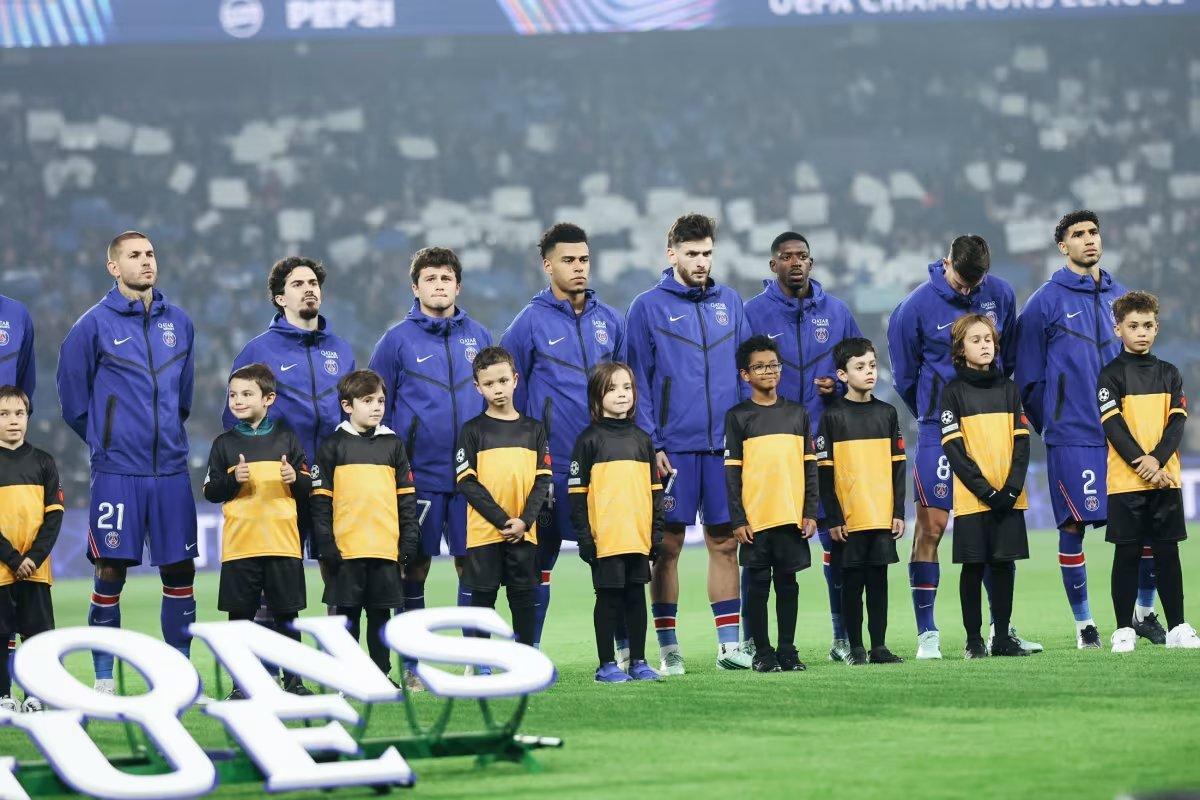 Paris Saint-Germain và Aston Villa thống trị ngôi đầu Champions League