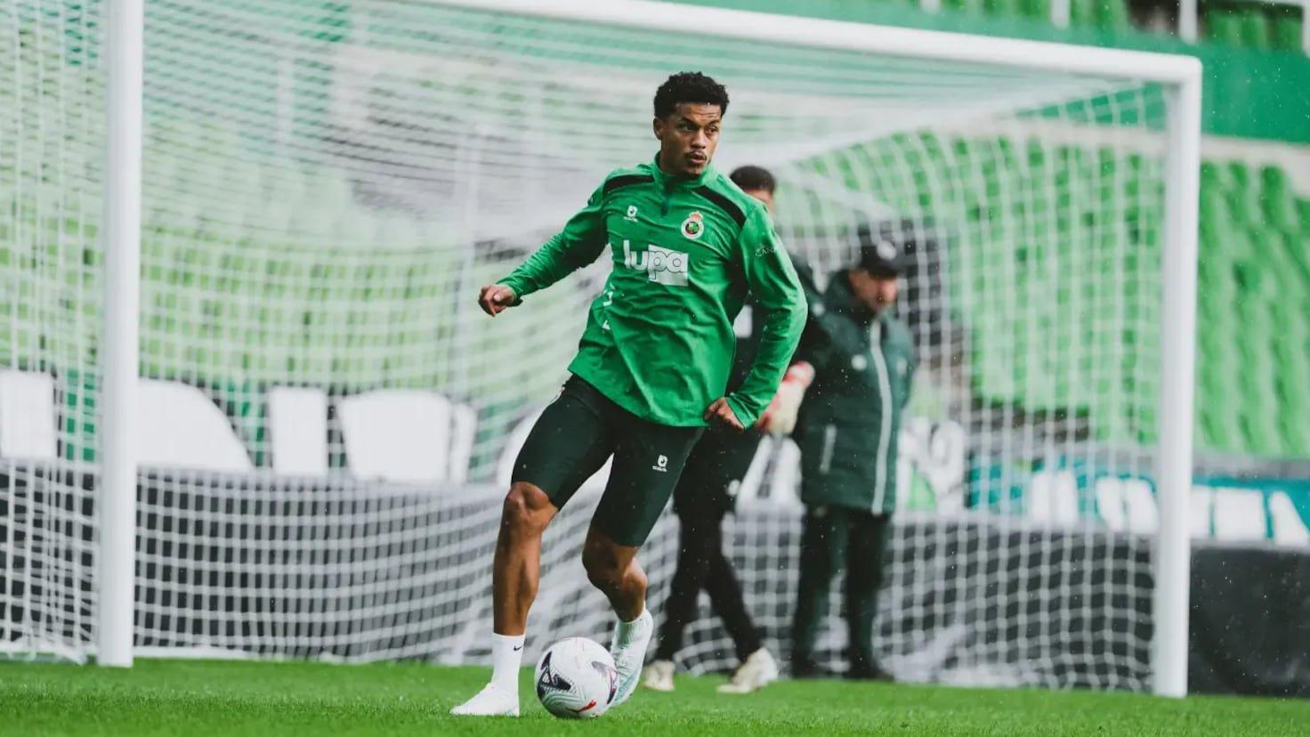 Racing Santander tổn thất vì Pedro Felipe
