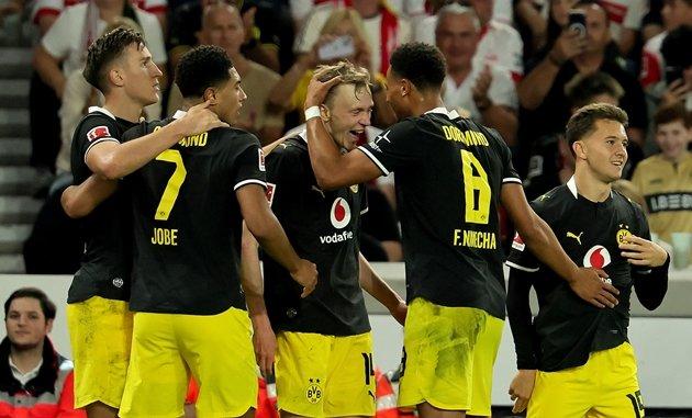 Lịch sử đối đầu nghiêng về sắc vàng đen tại Signal Iduna Park