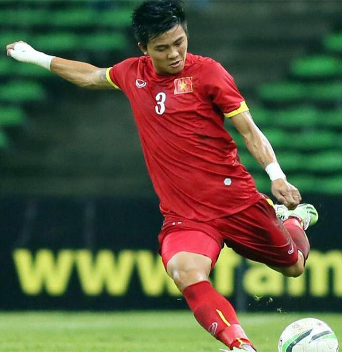 Ngỡ ngàng với điểm đến mới của trung vệ nổi tiếng U23 Việt Nam