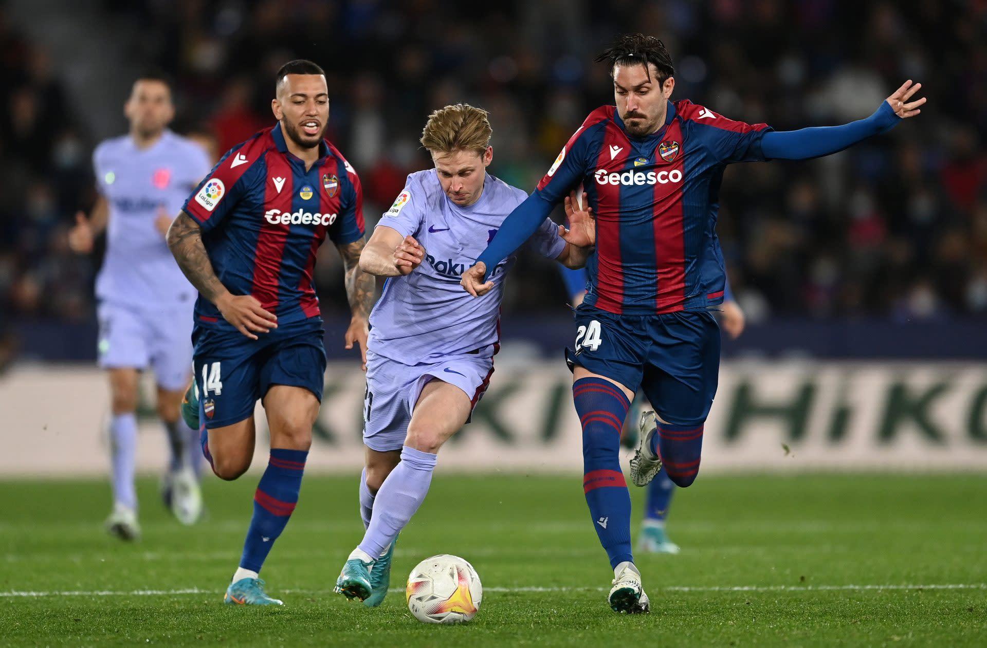 Thống kê: Hansi Flick có lý do để lo lắng khi thành tích của Barcelona tại Levante là nguyên nhân đáng quan ngại