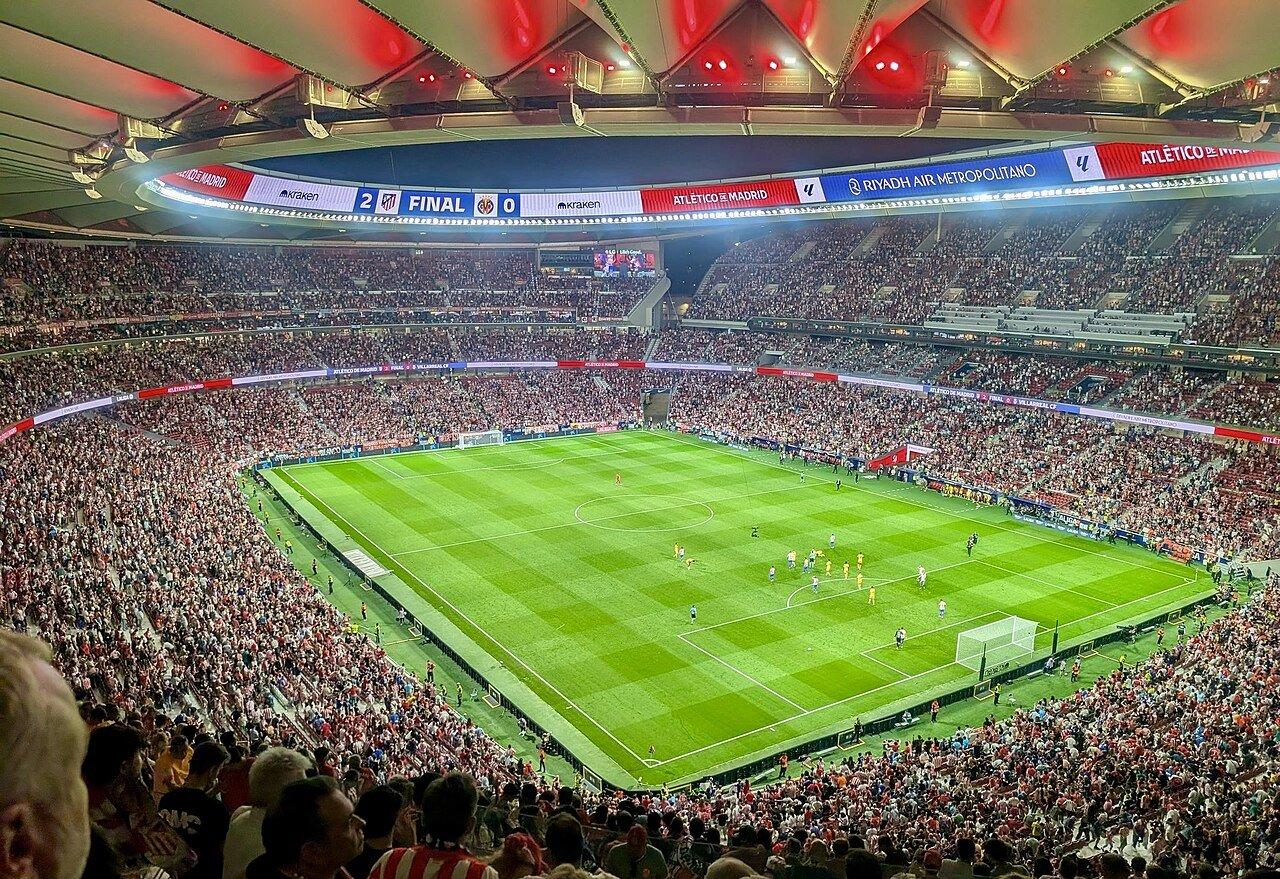 Vì sao San Siro mất quyền đăng cai chung kết Champions League 2027?