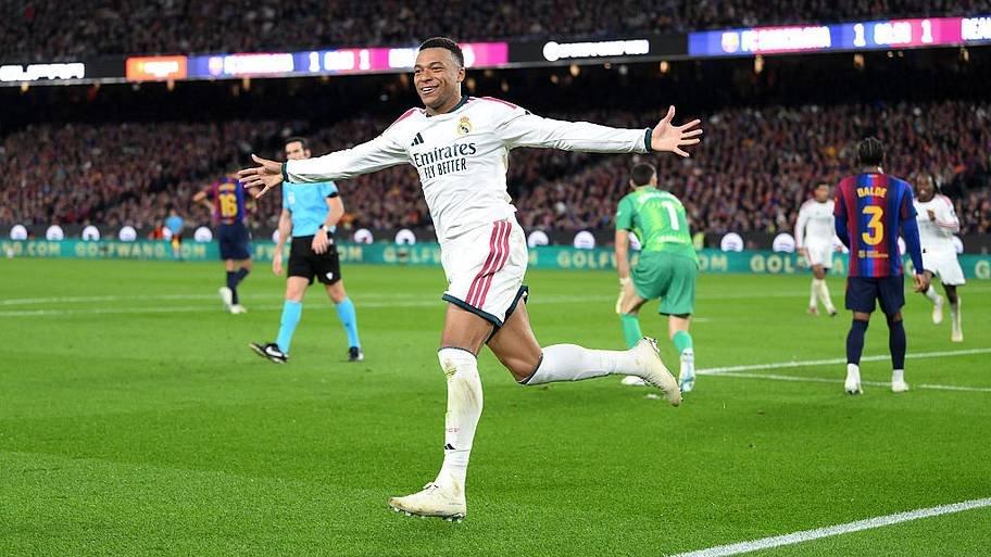 Dư âm El Clasico: Mbappe rực sáng, Barca nhận trái đắng
