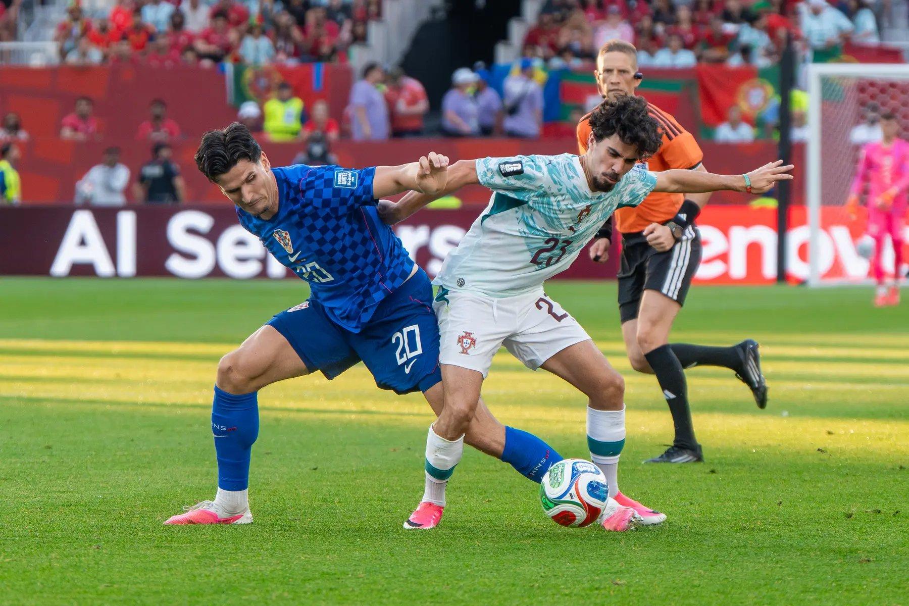 Cuộc đại chiến tam mã: MU, Arsenal và Chelsea vào cuộc