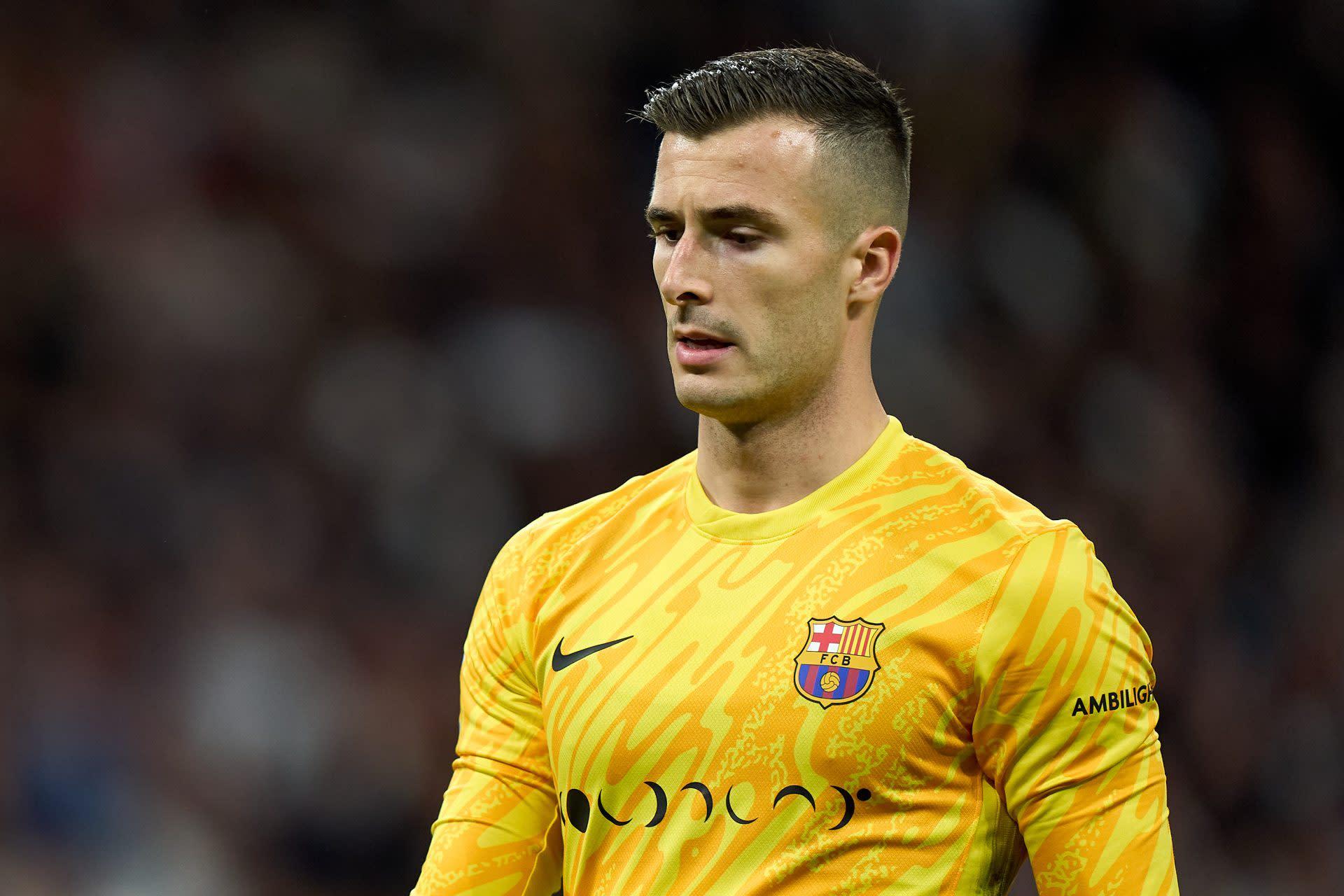 Cầu thủ thất sủng của Barcelona 'rất gần' gia nhập đội bóng Serie A – báo cáo