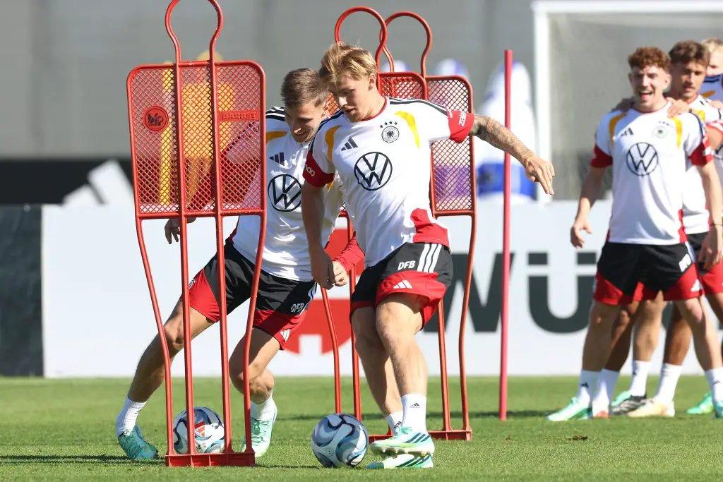 Dortmund lo sốt vó vì chấn thương của trung vệ Nico Schlotterbeck