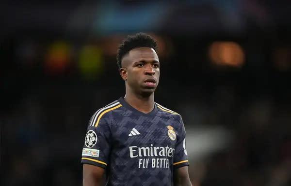 Vinicius Junior thú nhận từng hát theo điệu cổ vũ của Manchester City
