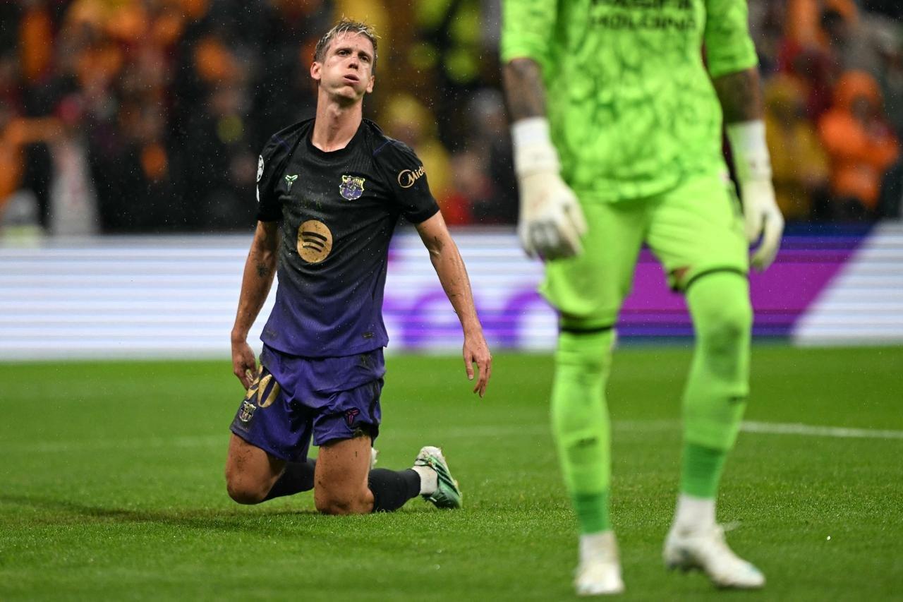 Dani Olmo nghỉ 1 tháng, lỡ El Clásico