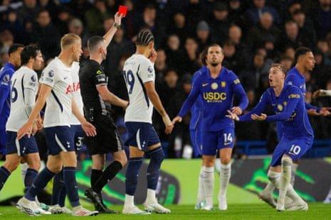 Tottenham gieo sầu cho Chelsea ngay tại Stamford Bridge