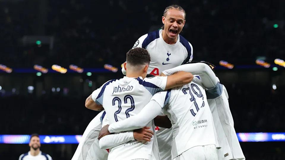 Nhận định: Màn trình diễn ấn tượng giúp CĐV Spurs vui mừng hơn