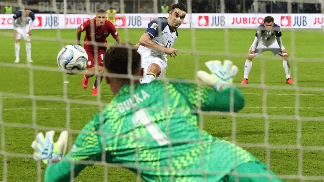Ba Lan áp đảo nhưng bế tắc vì thiếu Lewandowski