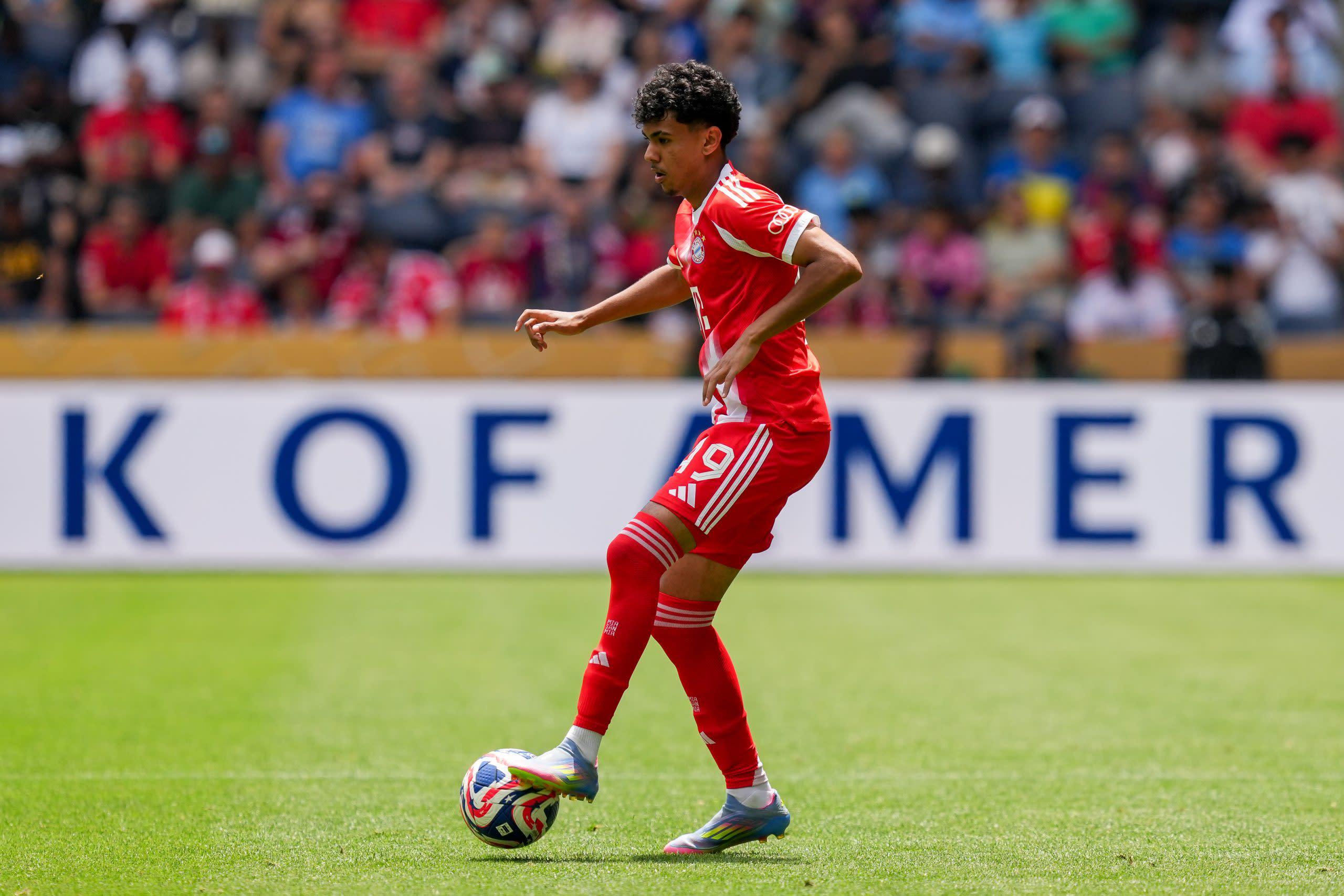 Bayern Munich chuẩn bị chuyển Adam Aznou đến Getafe