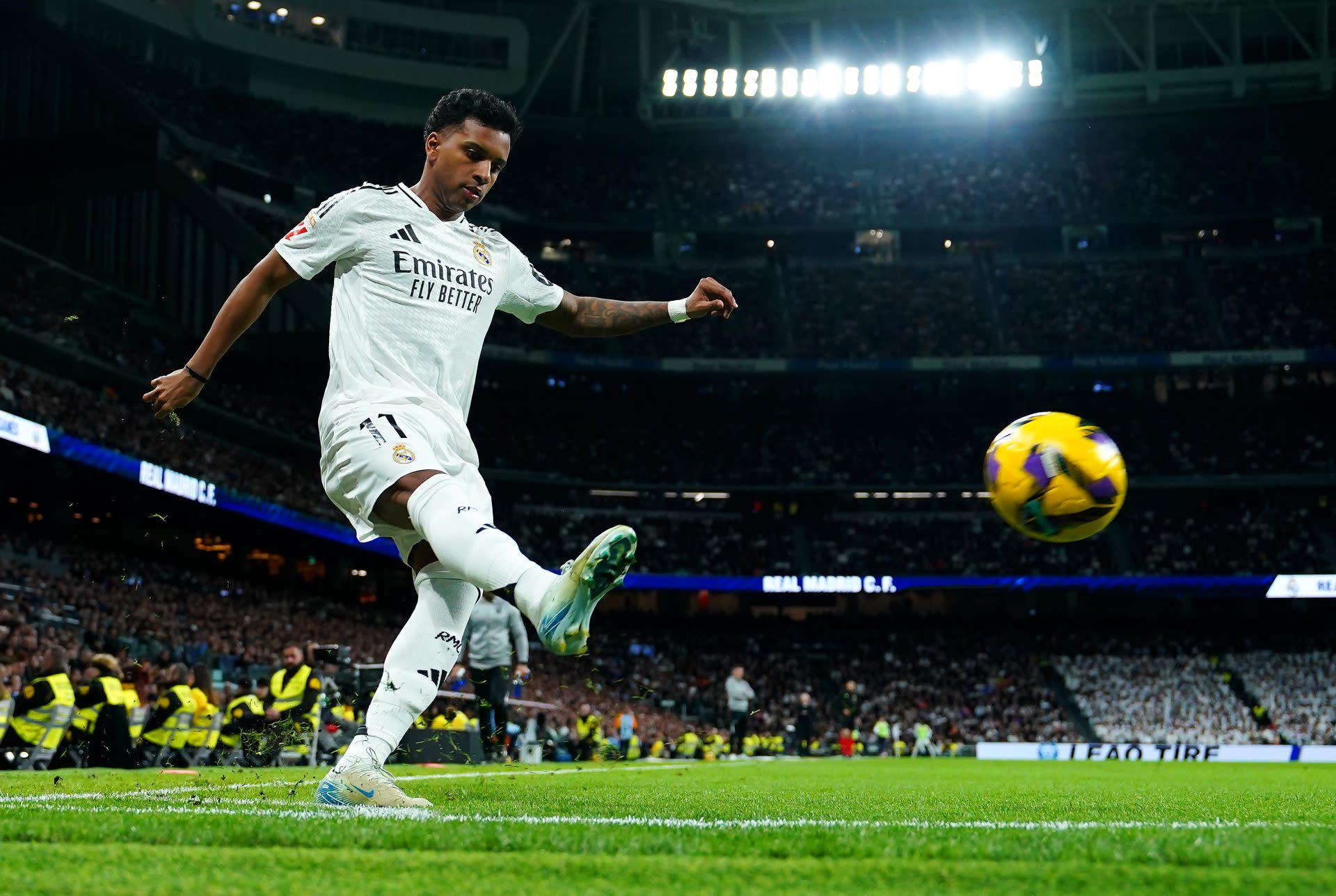 Tin nóng: Al-Nassr muốn ghép cặp tiền đạo Real Madrid với Ronaldo, đã có tiếp xúc