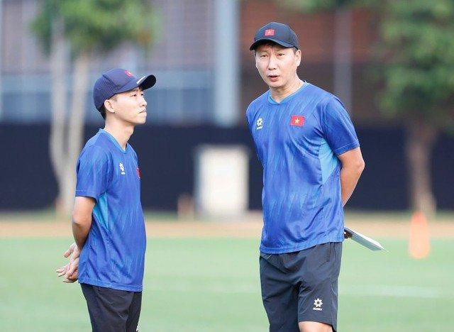 ĐT Việt Nam đấu Philippines: HLV Kim Sang-sik thử nghiệm lạ