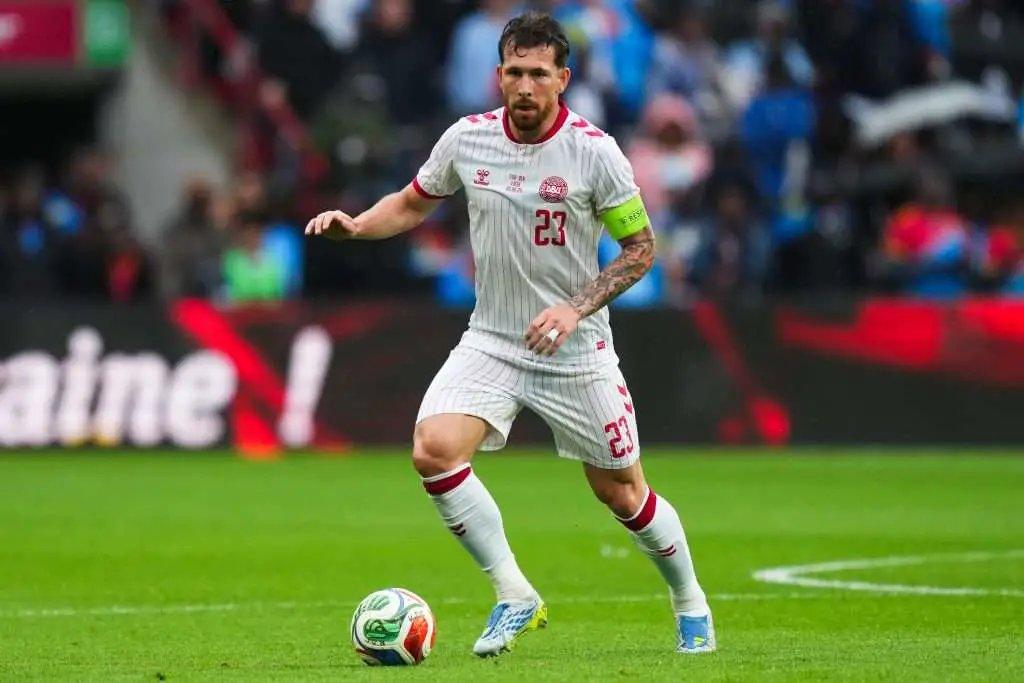 Marseille lâm nguy: Rơi xuống nhóm đèn đỏ, nguy cơ mất Højbjerg