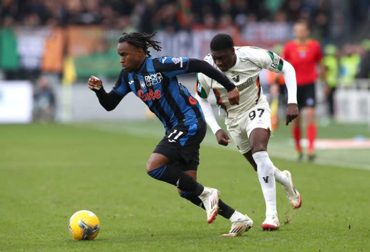 Inter Milan nâng cấp đề nghị mua tiền đạo Lookman từ Atalanta