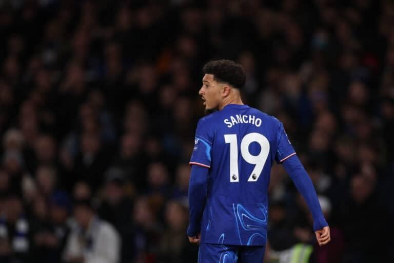 Roma vẫn duy trì liên lạc với Jadon Sancho