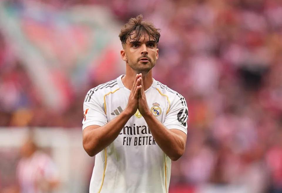 Tin mới nhất: Hậu vệ Real Madrid bị loại khỏi trận đấu với Girona