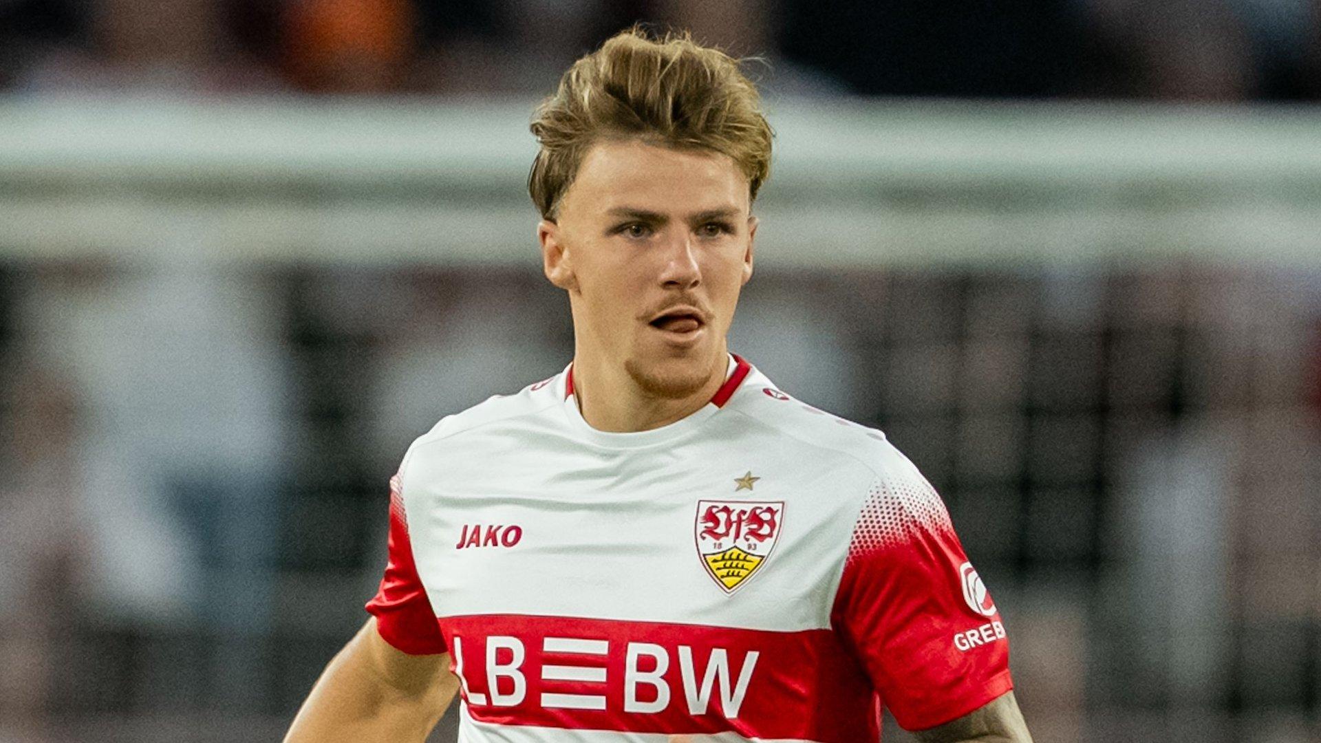 Đại chiến giành ngọc thô Finn Jeltsch của Stuttgart
