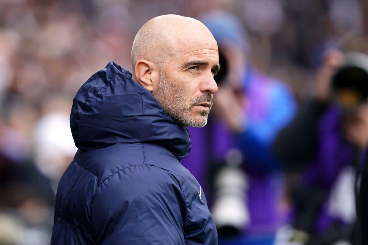 Enzo Maresca phản đối lợi thế nghỉ ngơi của Real Betis trước trận chung kết Conference League