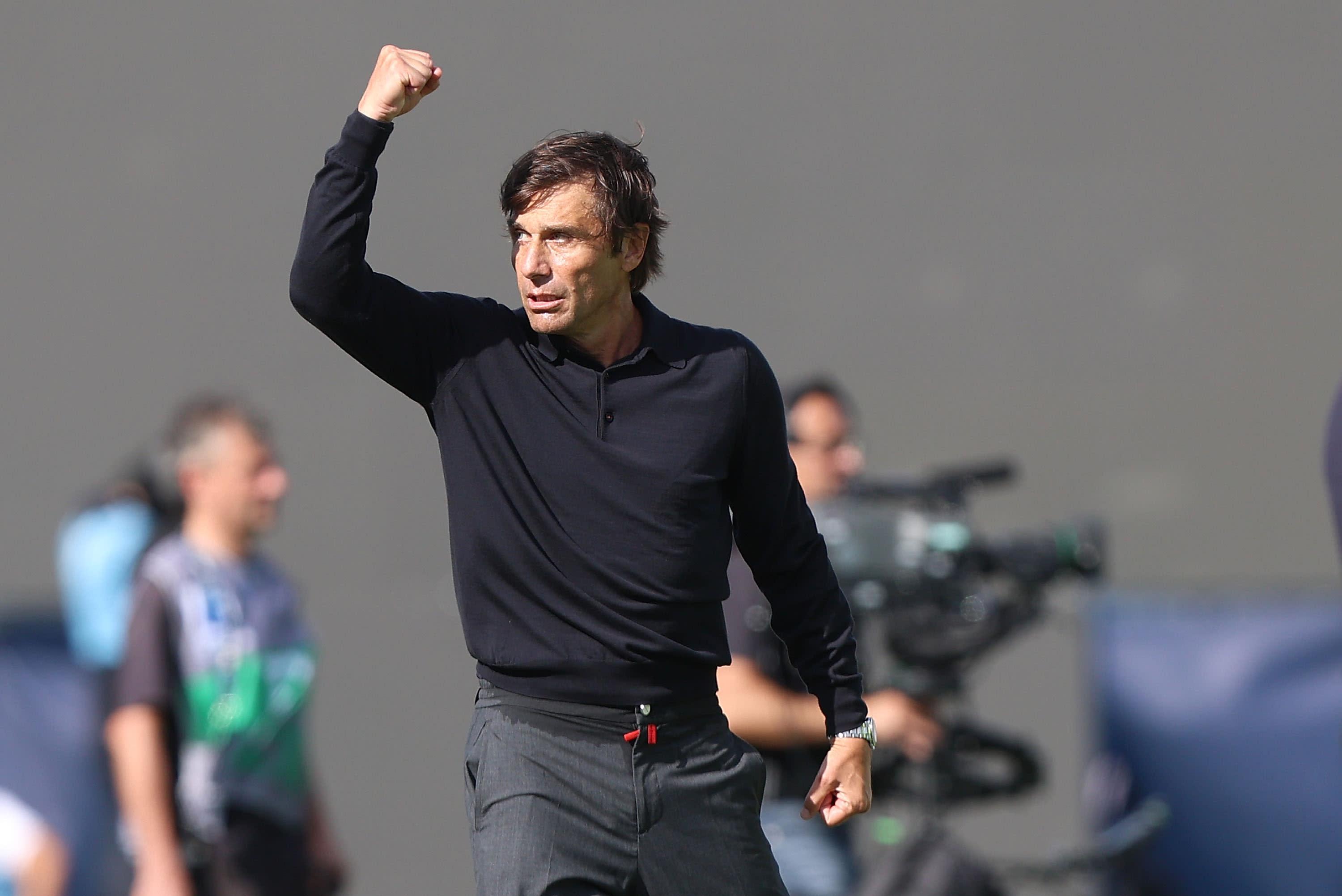 Antonio Conte sau trận hòa của Napoli với Genoa: “Thật khó chịu, bóng đá là thế”